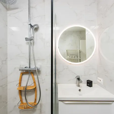 Château Saint Louis Vue Panoramique, *